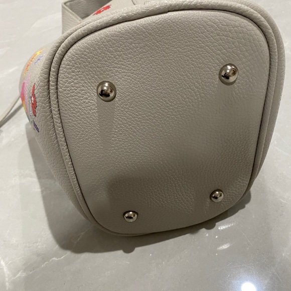 Cute gray bucket bag - Picture 3 of 4